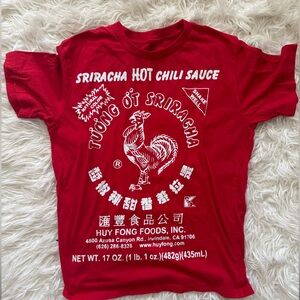 Official Sriracha, hot sauce, T-shirt by toung ot Sriracha chili sauce